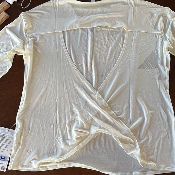 Lightweight Crisscross Open Back  LuLuLemon  Silky Soft Long Sleeve SZ 10 - Picture 4 of 5